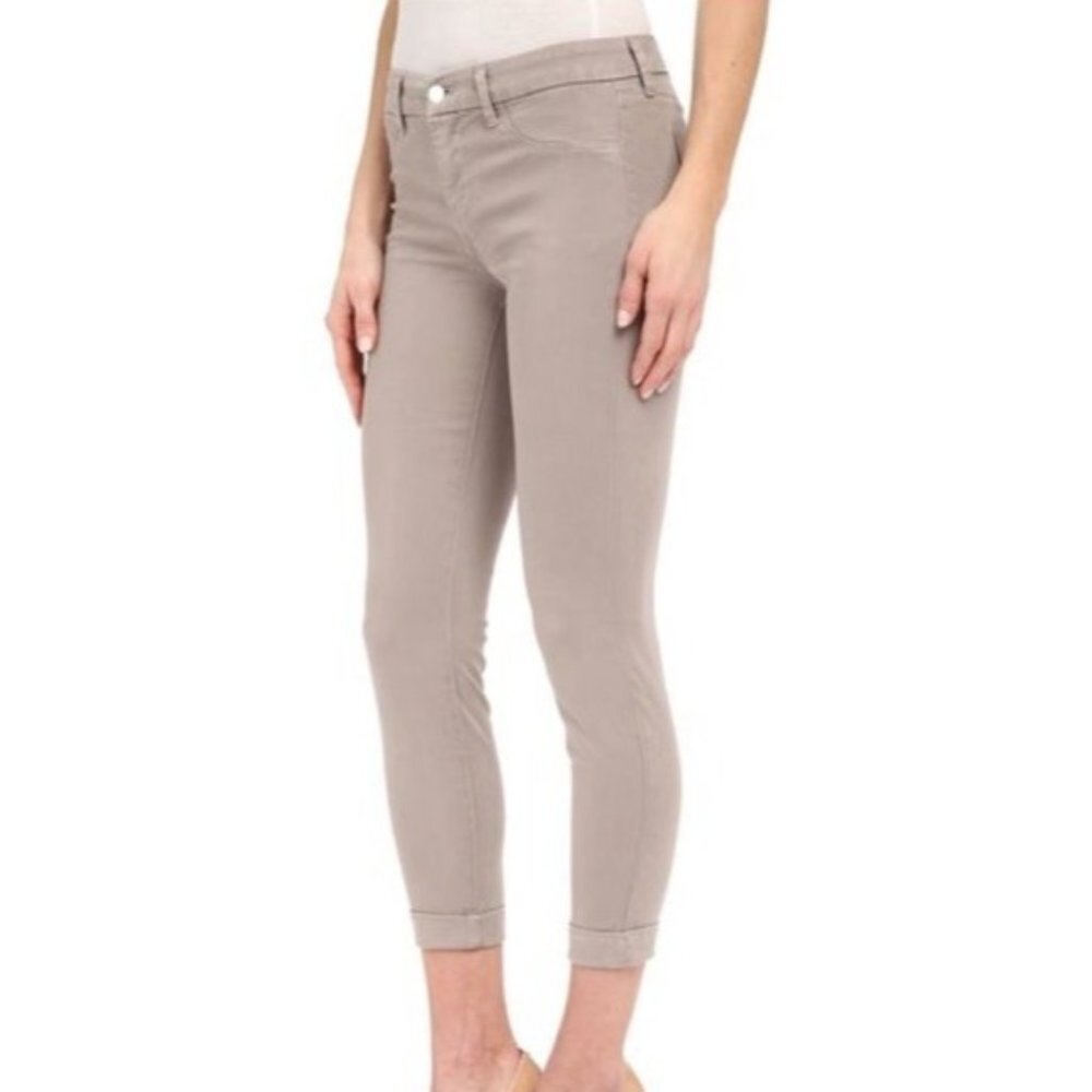 J Brand Anja Cuffed Cropped Jeans in Melody Grey Size 25